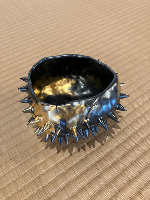 SPIKY TEA BOWL｜古賀崇洋